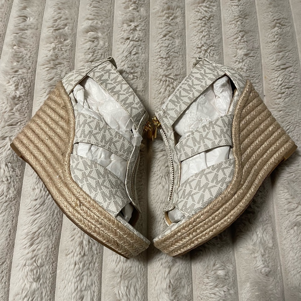 Womens Michael Michael Kors Damita Espadrille Wedge Sandals - Picture 2 of 8